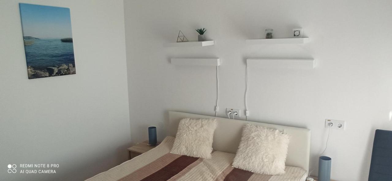 Sunshine 208 Apartman Балатонсарсо Екстериор снимка