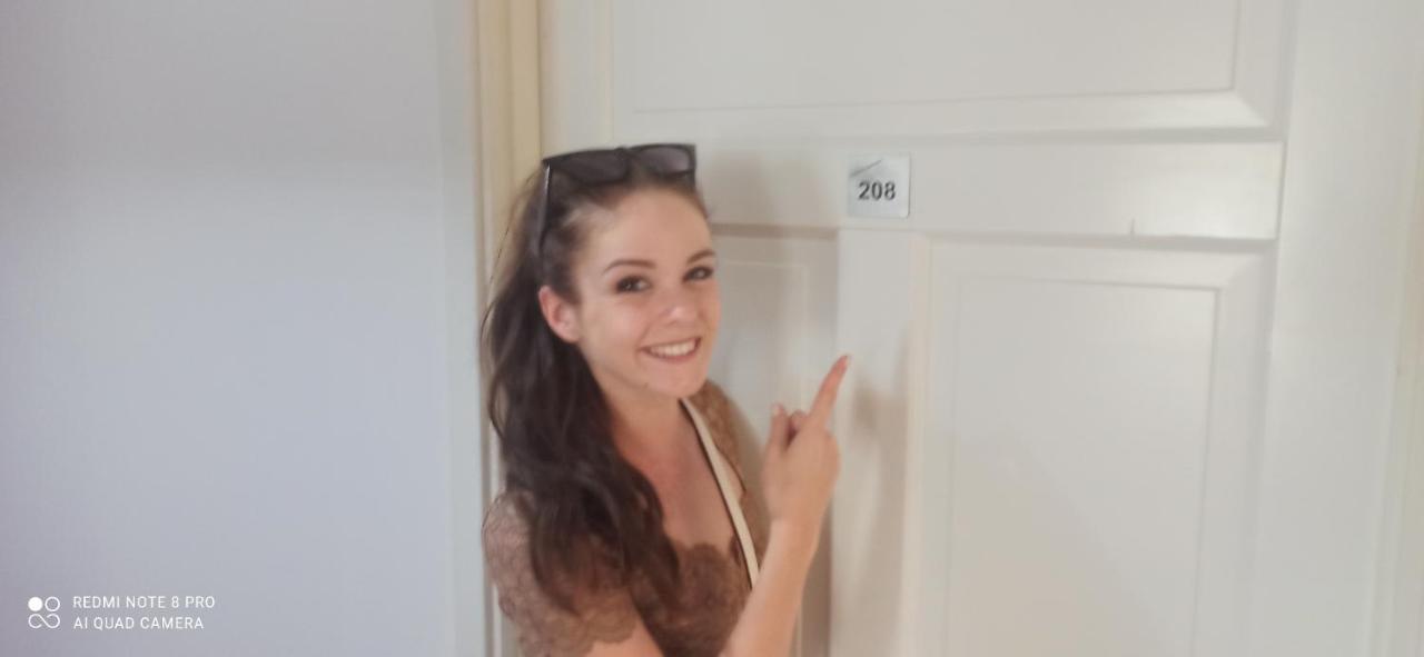 Sunshine 208 Apartman Балатонсарсо Екстериор снимка